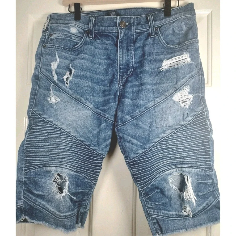 True Religion Geno Mens Denim Shorts Size 32 Distressed Moto Ribbed Slim Relaxed